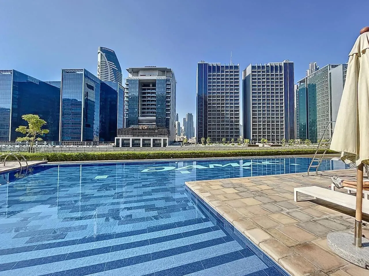 Reva Residences - Cosy One Bedroom In Business Bay Dubai Apartment