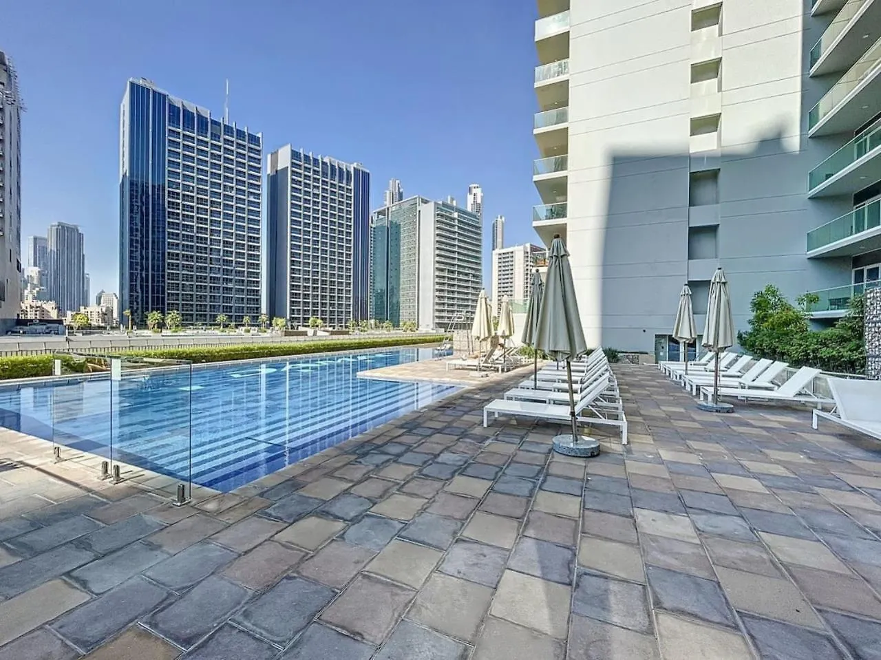 Reva Residences - Cosy One Bedroom In Business Bay Dubai